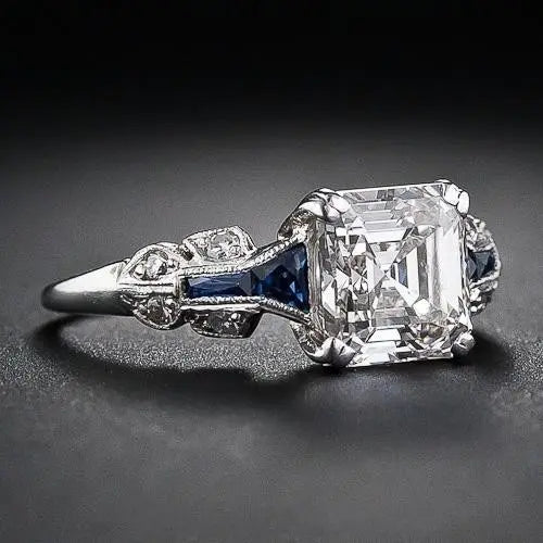 Brilliant Vintage Ring in Blue and Silver 0