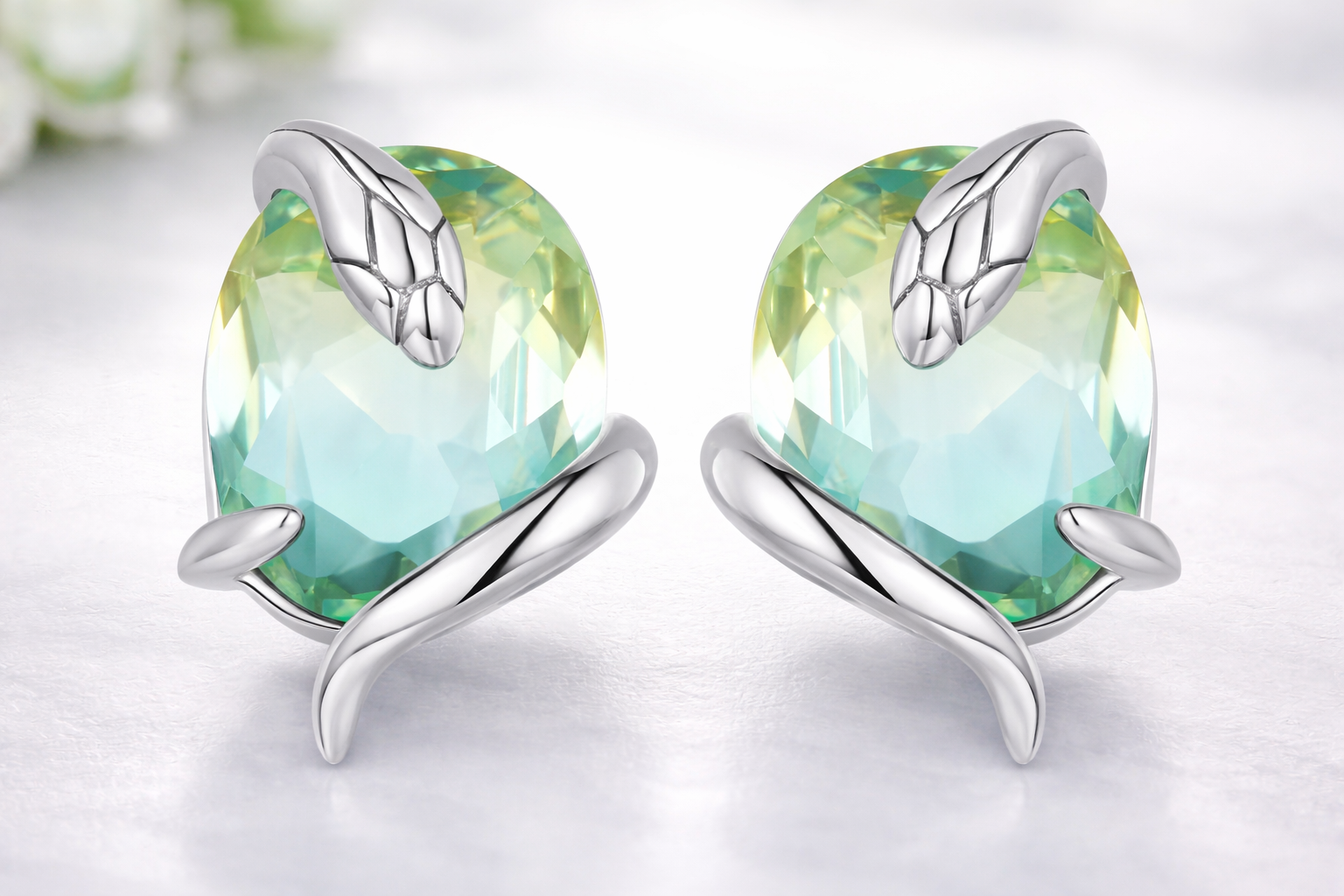 Vintage Green Stone Snake Earrings in 925 Silver