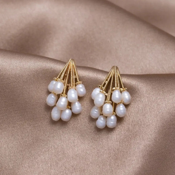 Coral earrings with freshwater pearls 1