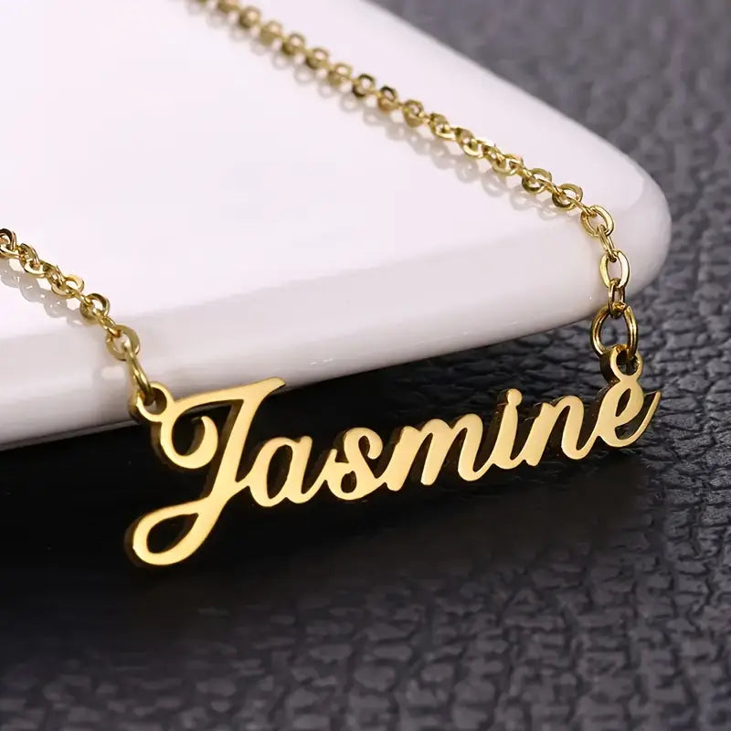 Elegant Custom Name Necklace 1