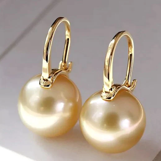 Elegant Golden Pearl Earrings 0