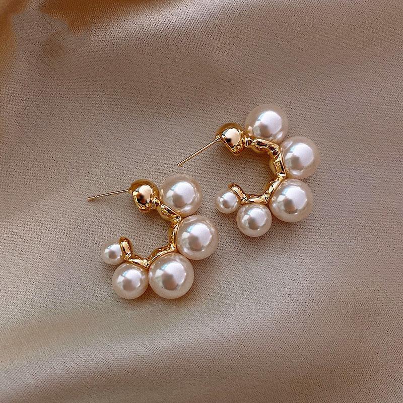 Elegant Pearl Earrings 2