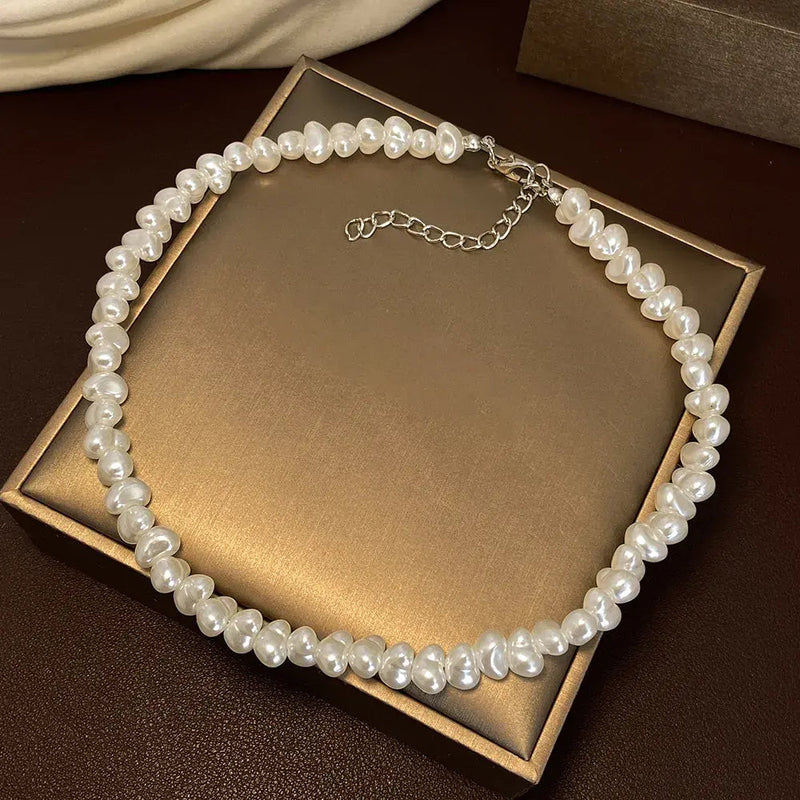 Elegant Pearl Necklace 0
