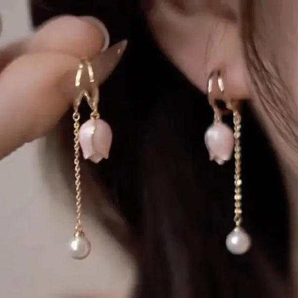 Elegant Rose Tulip Pearl Earrings 0