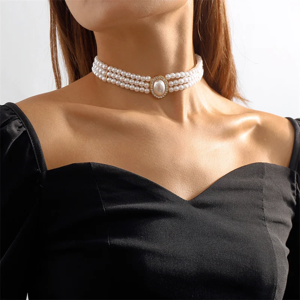 Elegant Triple Pearl Necklace 0