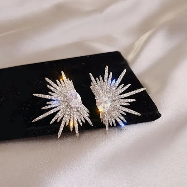 Elegant, fluffy shiny earrings 0