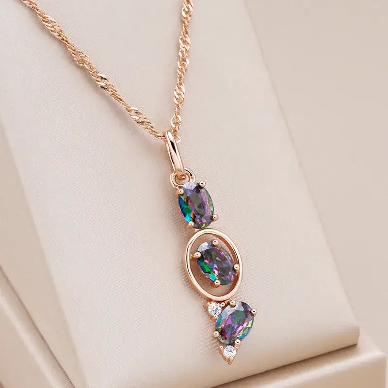 Elegant multicolored necklace 0