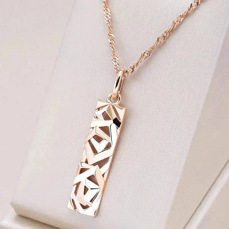 Elegant necklace in silver and gold 0