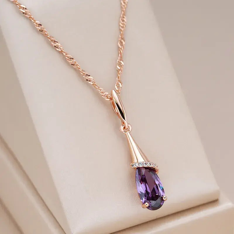 Elegant necklace made of mauve crystal drops 0