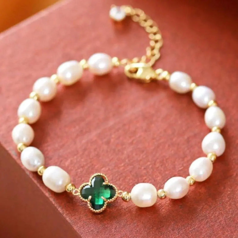 Emerald Clover Leaf Beaded Bracelet 1