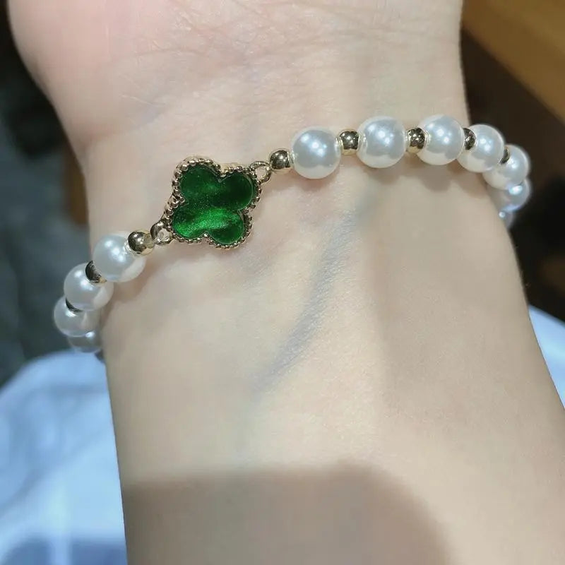 Emerald Clover Leaf Beaded Bracelet 3