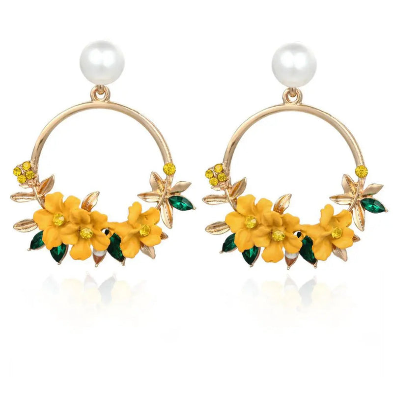 Gold Flower and Pearl Earrings 3