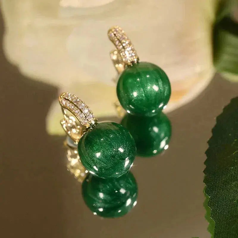 Green Pearl Earrings in Gold 4