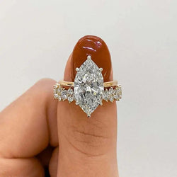 Luxury Marquise Diamond Ring Set in Gold 0