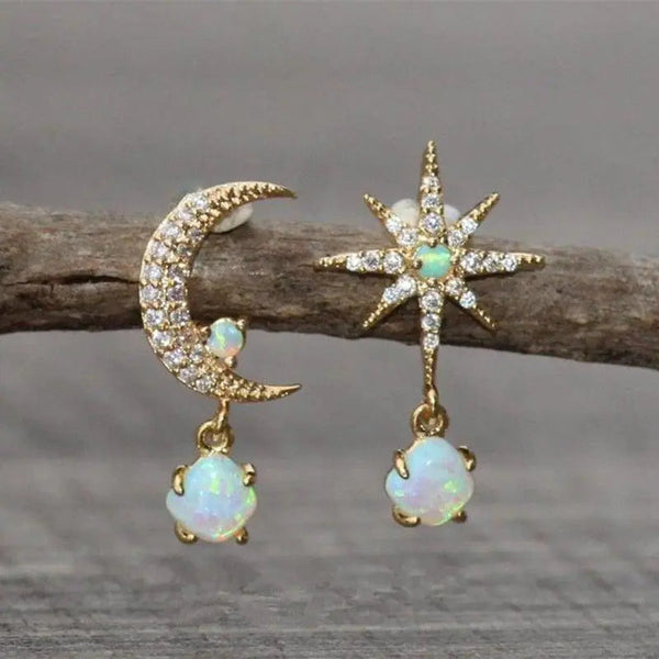 Moon and Star Earrings made of Gold and Opal 1