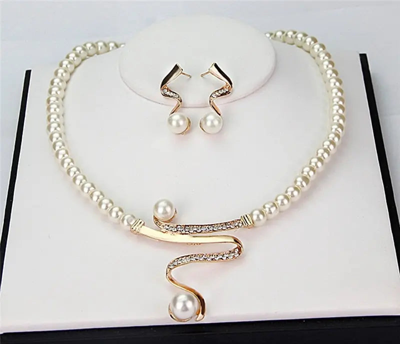 Natural Pearl Necklace + Earrings Set 1