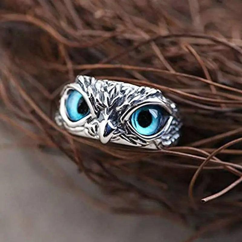 Owl of good luck adjustable ring in silver and opal 1