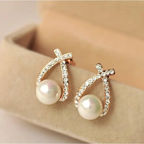 Pearl earrings with glitter 0