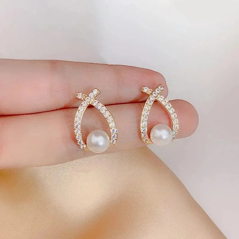 Pearl earrings with glitter 2