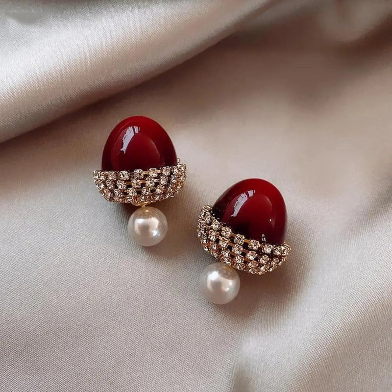 Red Hazelnut with Pearls Earrings 0