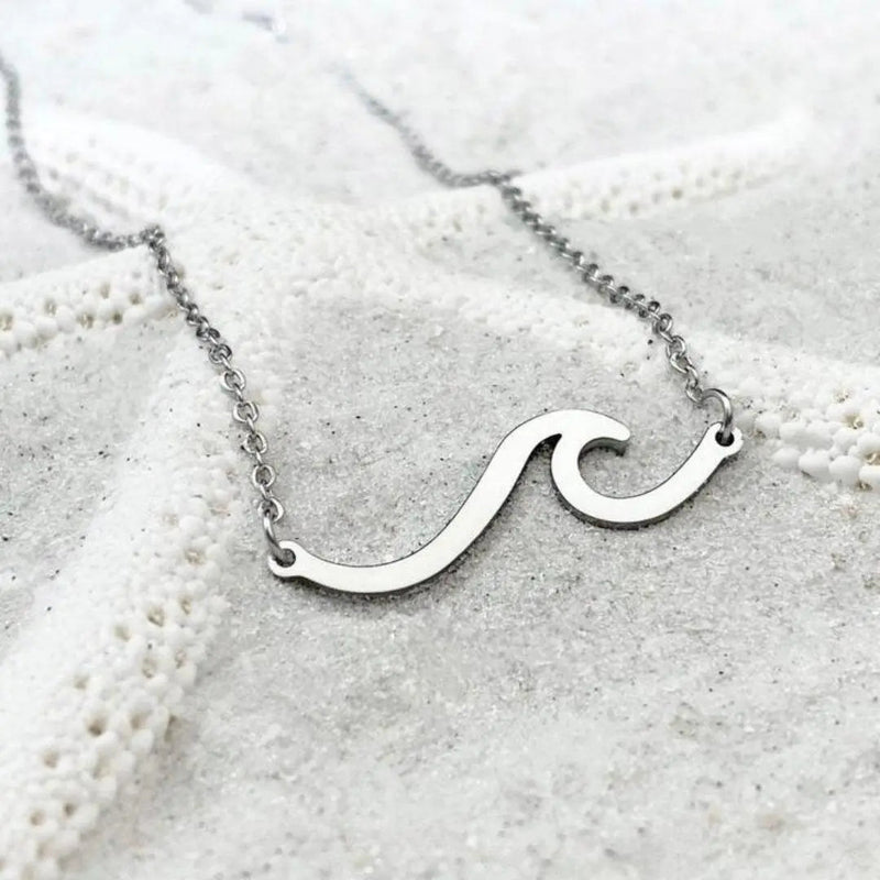 Silver Sea Waves Necklace 1