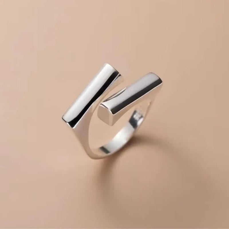 Simple geometric ring with smooth braids 0