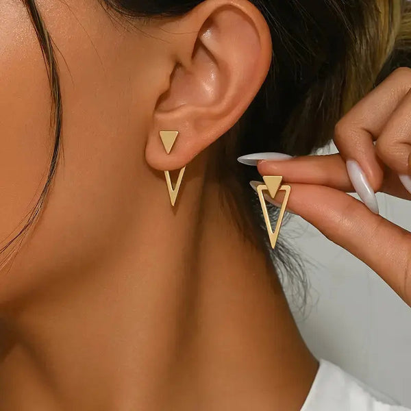 Triangle design earrings 0