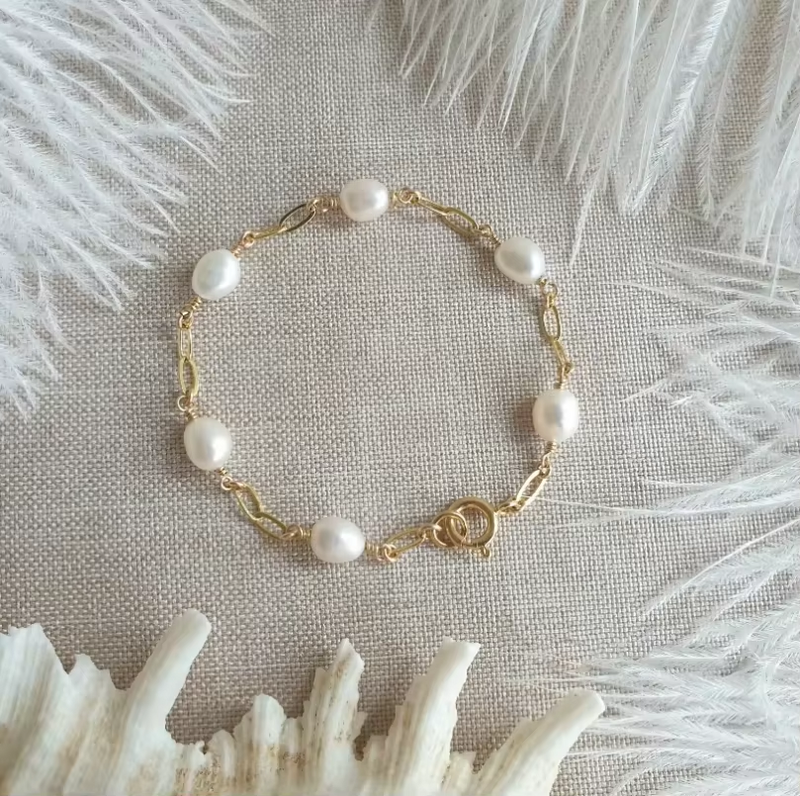 Vintage Barroque Pearl Bracelets 3