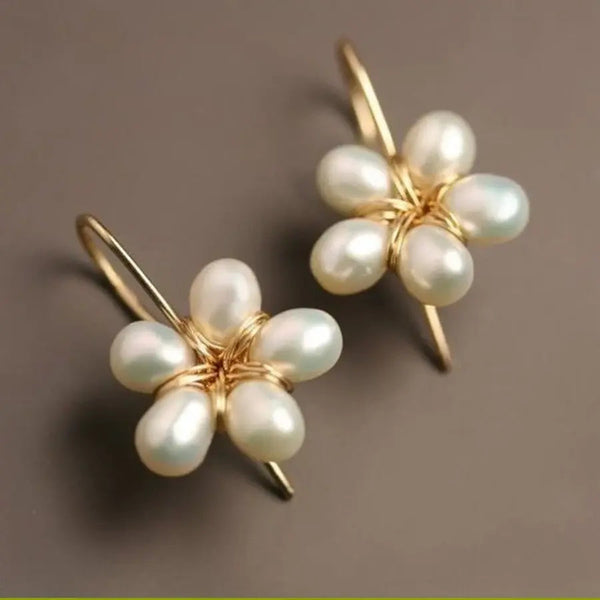 Vintage Gold Pearl Flower Earrings 0