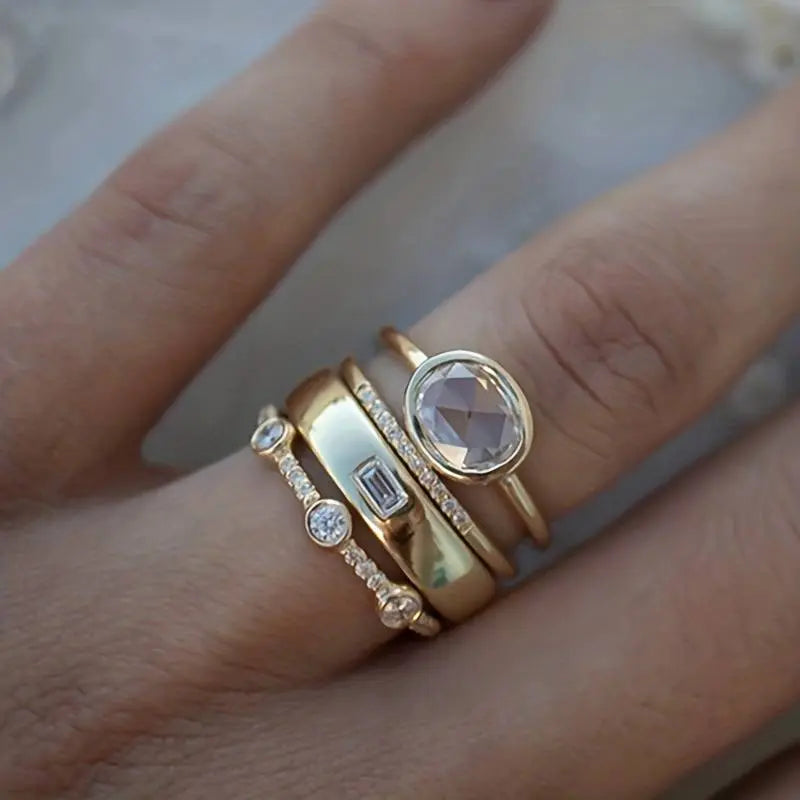 Vintage Gold & Zirconia Ring Set 0