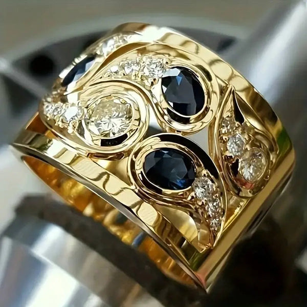 Vintage Golden Inlaid Zirconia Ring 0