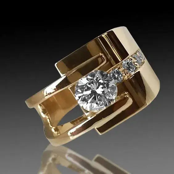 Vintage Golden Irregular Zirconia Ring 0