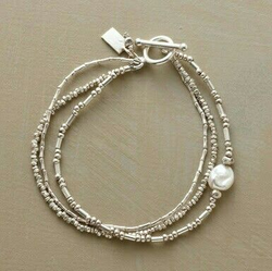 Vintage Pearl Bracelets Pack 0