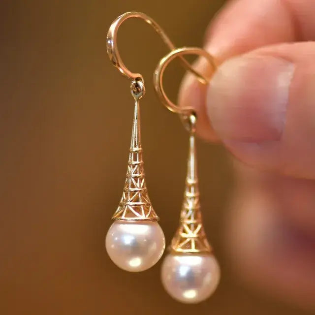Vintage Pearl Earrings in Gold 0