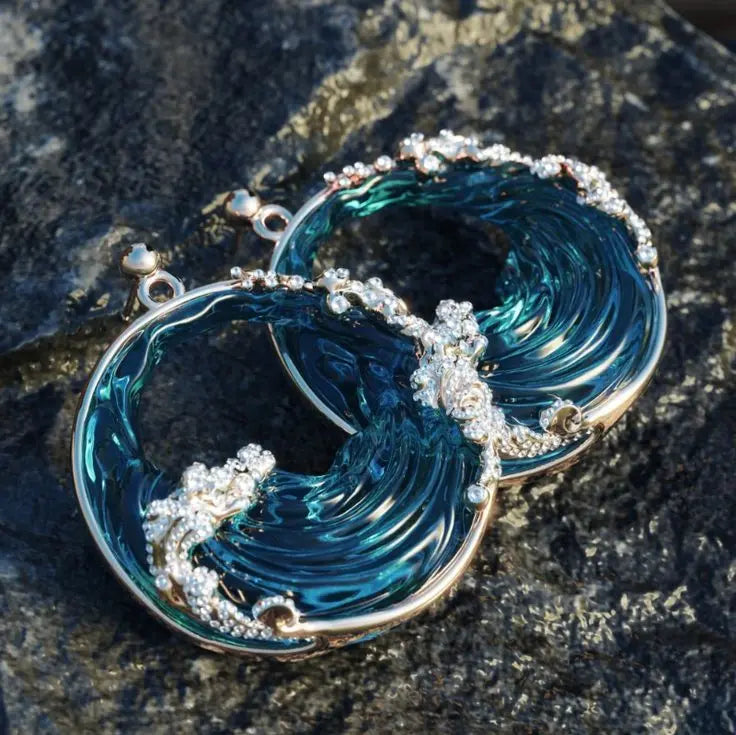 Vintage Round Ocean Earrings 0