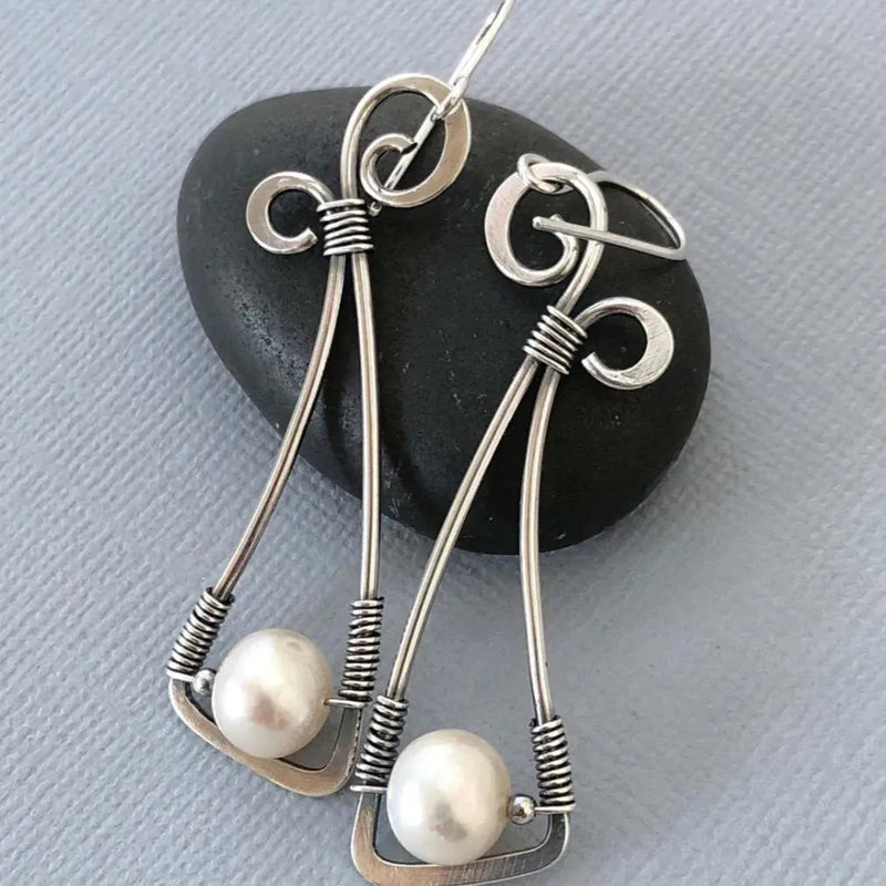 Vintage Sterling Silver Pearl Earrings 0