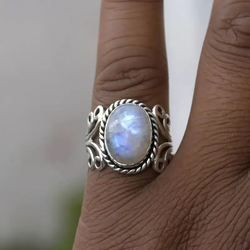 Vintage White Stone Silver Ring 0