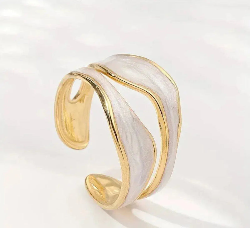 Vintage white gold ring 0