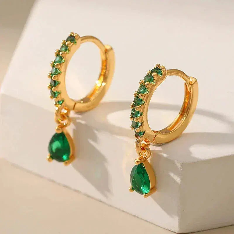 Zirconia earrings with emerald in gold 0